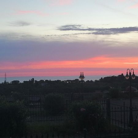 Belvedere House Hotel Civitanova Alta Ngoại thất bức ảnh